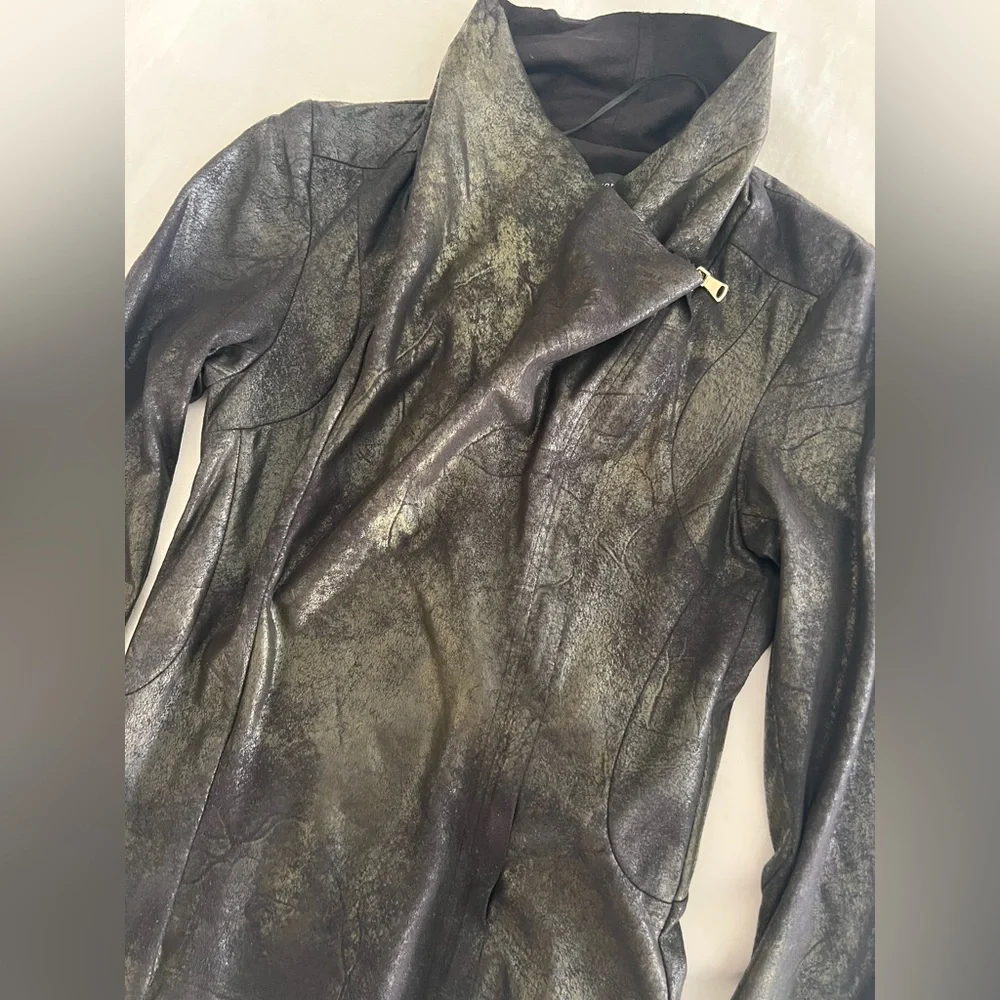 Zara Metallic Black \ Green Faux Leather Jacket - Picture 4 of 4
